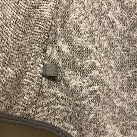 Lululemon Fleece & Thank you Pullover - speckled light grey fleece - size 4 - Picture 5 of 5